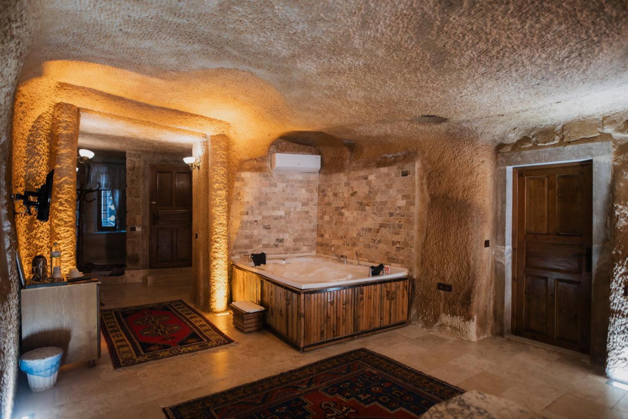 Cappadocia Cave Lodge ギョレメ エクステリア 写真